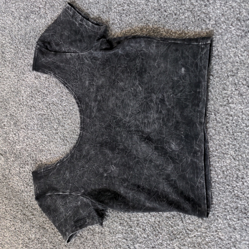 Black crop top